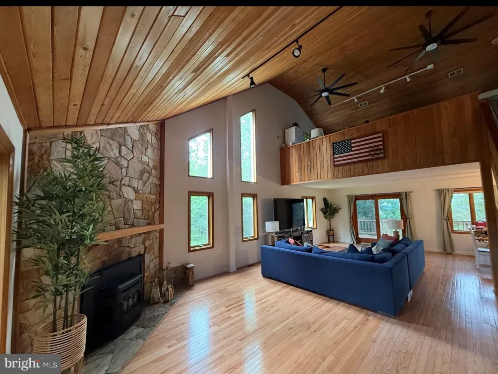 5221 MOUNTAIN VIEW DRIVE Broad Run, VA 20137