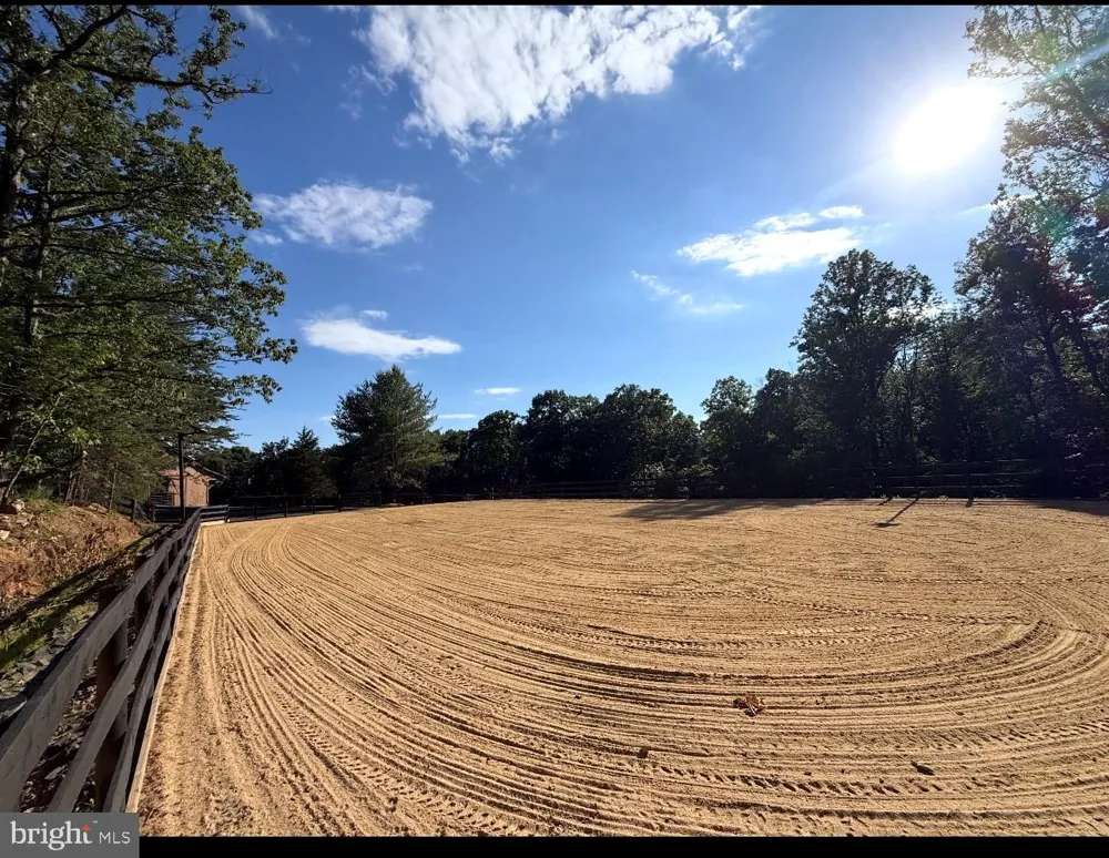 5221 MOUNTAIN VIEW DRIVE Broad Run, VA 20137