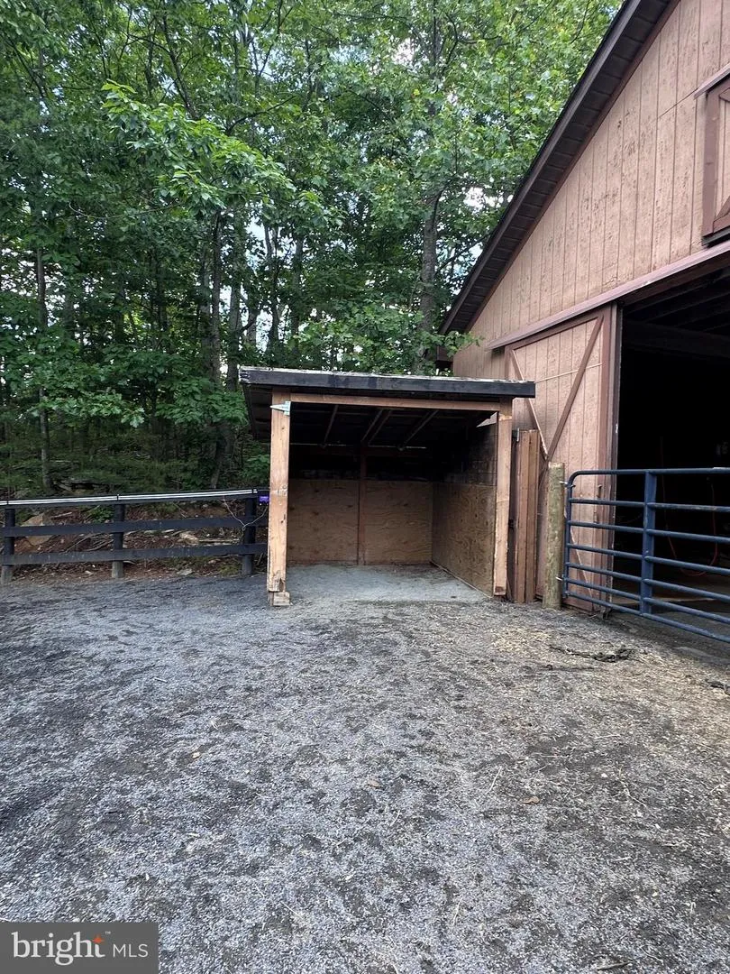 5221 MOUNTAIN VIEW DRIVE Broad Run, VA 20137