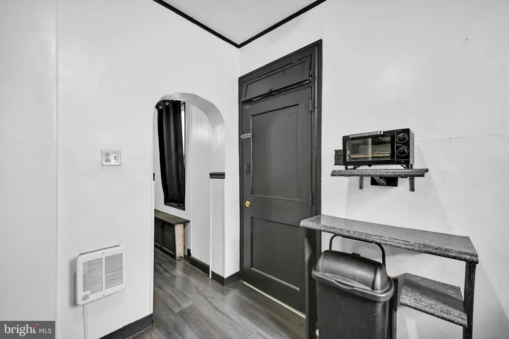 617 S 10TH STREET Reading, PA 19602