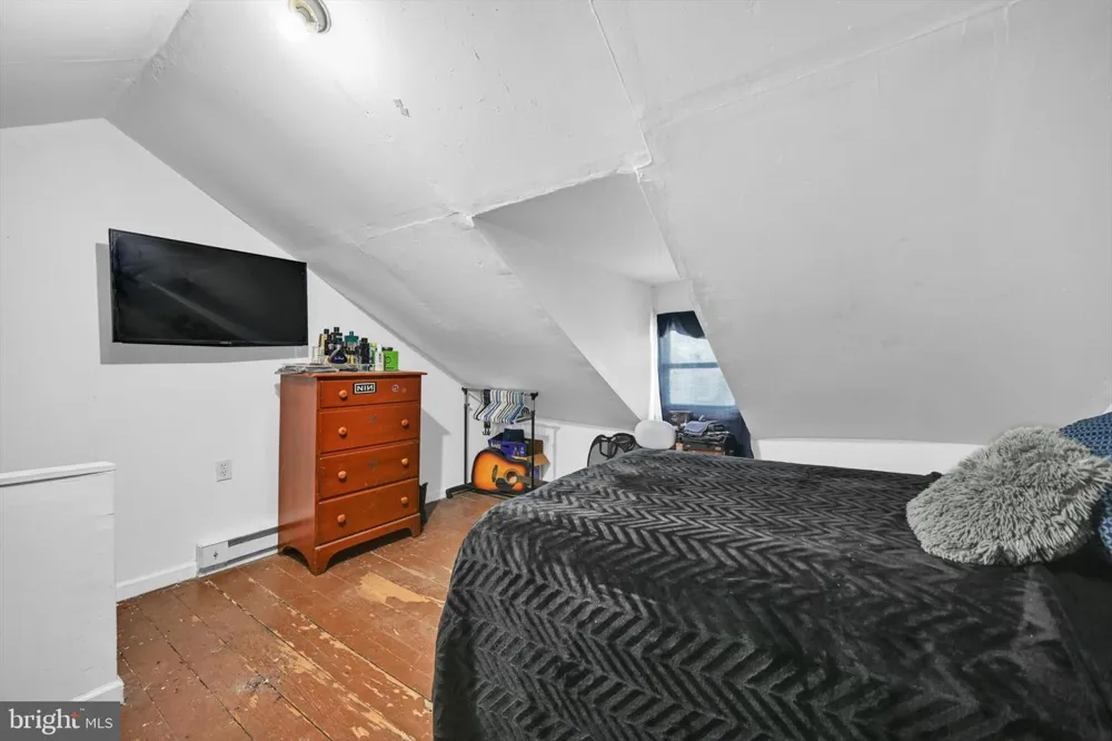 617 S 10TH STREET Reading, PA 19602