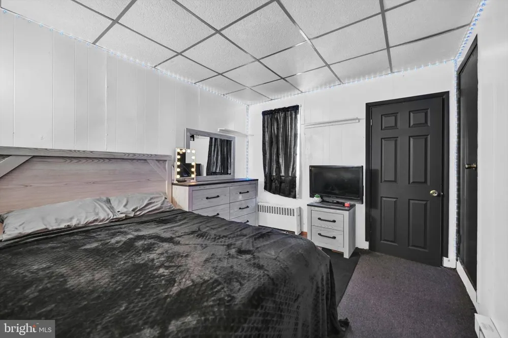 617 S 10TH STREET Reading, PA 19602