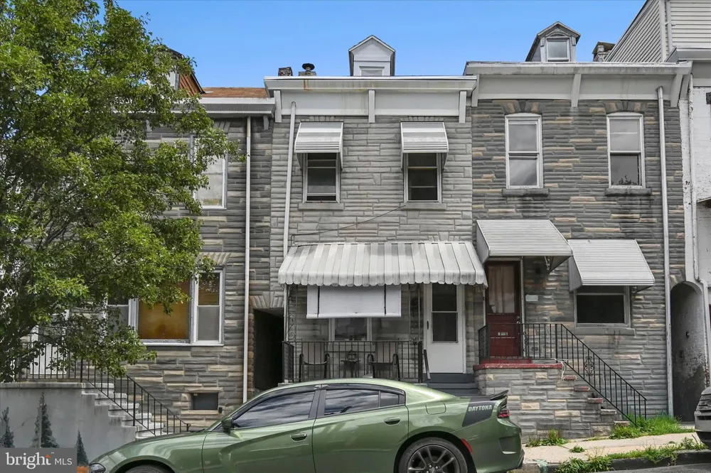 617 S 10TH STREET Reading, PA 19602