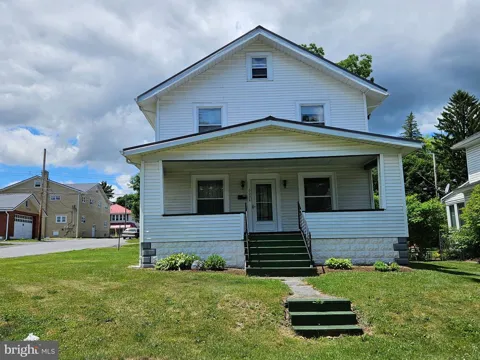 602 E GRANT AVENUE