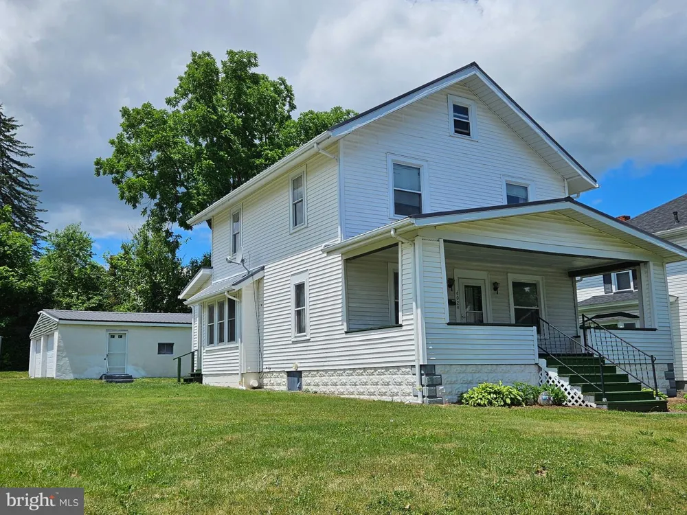 602 E GRANT AVENUE Altoona, PA 16602