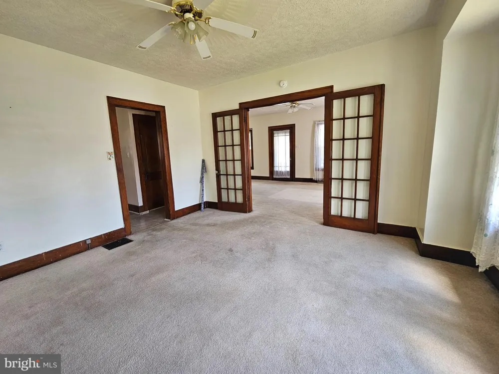602 E GRANT AVENUE Altoona, PA 16602
