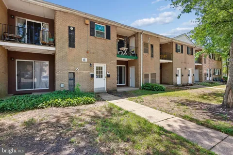 1294 COOPER #E8