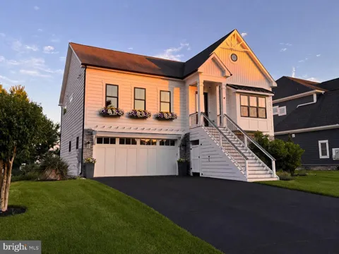 38035 WATER WALK WAY