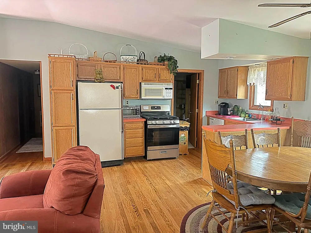 134 WYALUSING DRIVE Pocono Lake, PA 18347