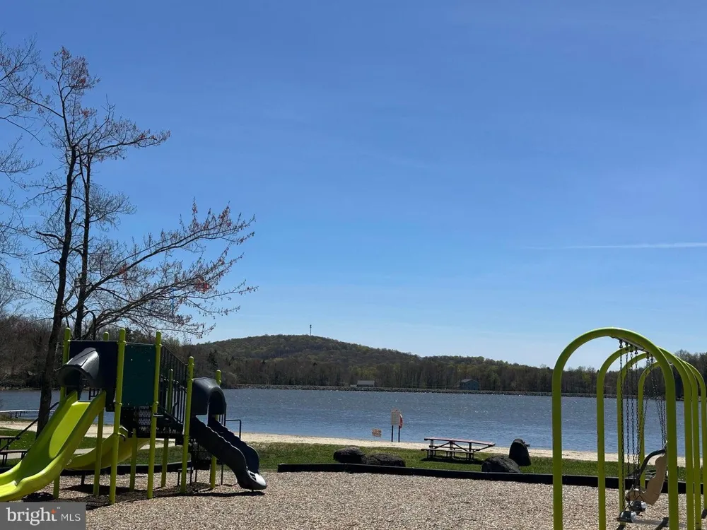 134 WYALUSING DRIVE Pocono Lake, PA 18347