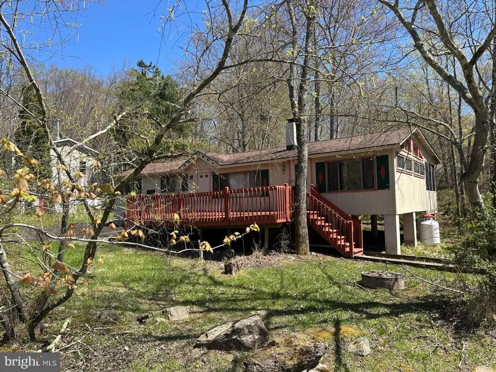 134 WYALUSING DRIVE Pocono Lake, PA 18347