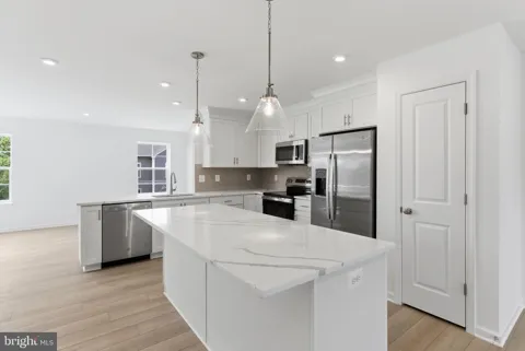 123 GRAYLING ROAD
