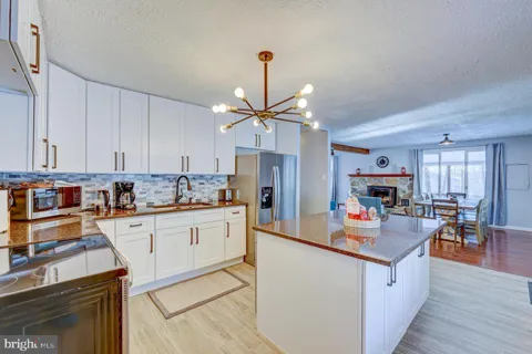 143 CATHLEEN DRIVE