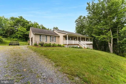 8160 NORTHWESTERN PIKE