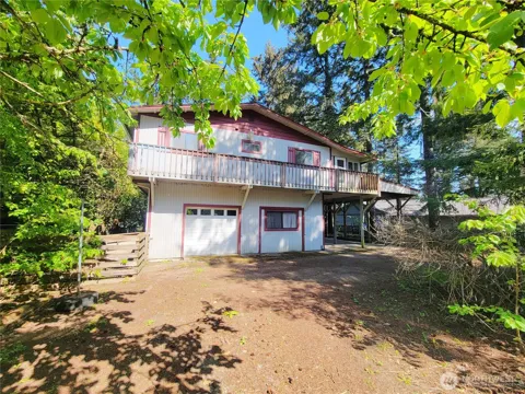 111 NE Briggadun Drive