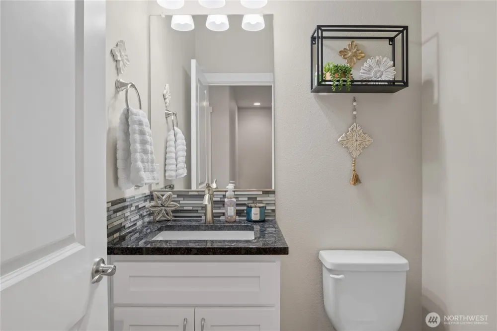 175 Shoreview Drive Kelso, WA 98626
