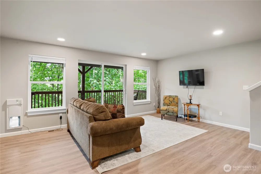 175 Shoreview Drive Kelso, WA 98626