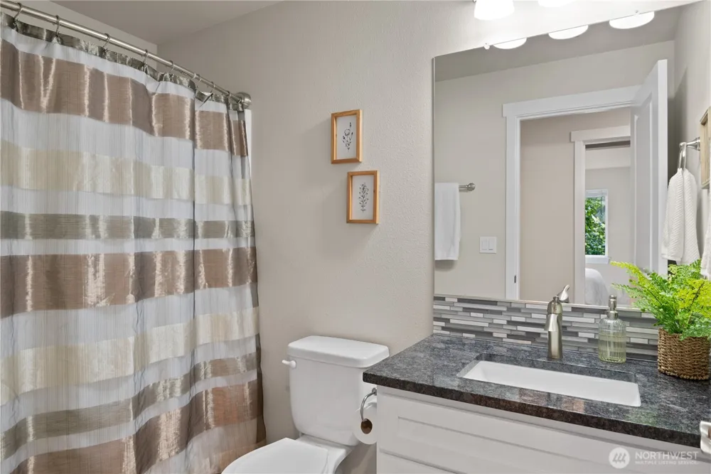 175 Shoreview Drive Kelso, WA 98626