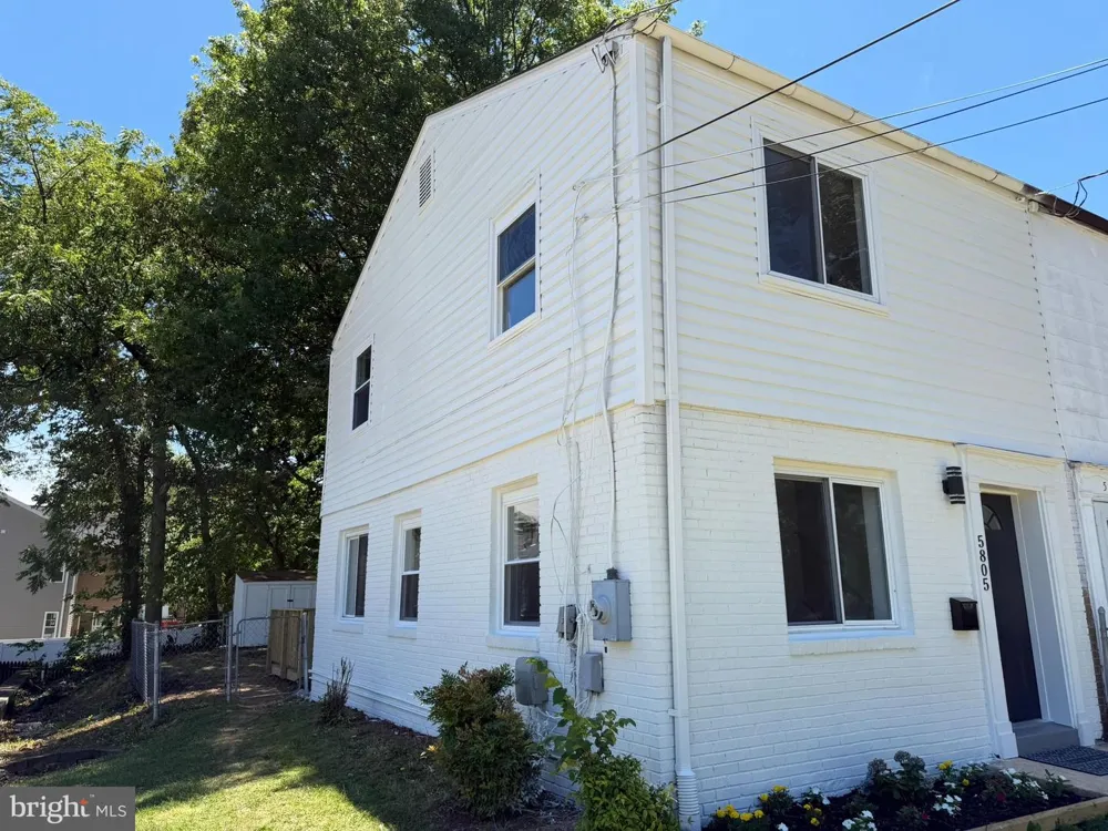 5805 BLAINE DRIVE Alexandria, VA 22303