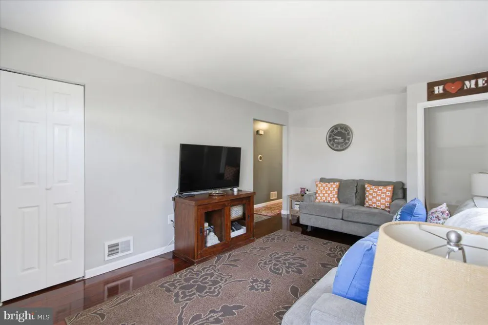 1116 IAGO AVENUE Capitol Heights, MD 20743