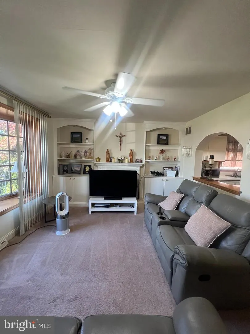 1026 CHANDLER STREET Philadelphia, PA 19111