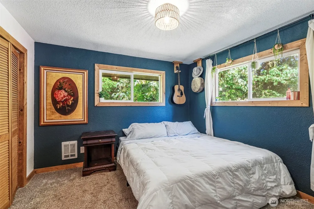 4212 Westside Highway Castle Rock, WA 98611