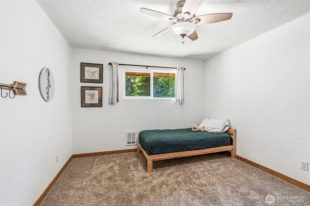 4212 Westside Highway Castle Rock, WA 98611