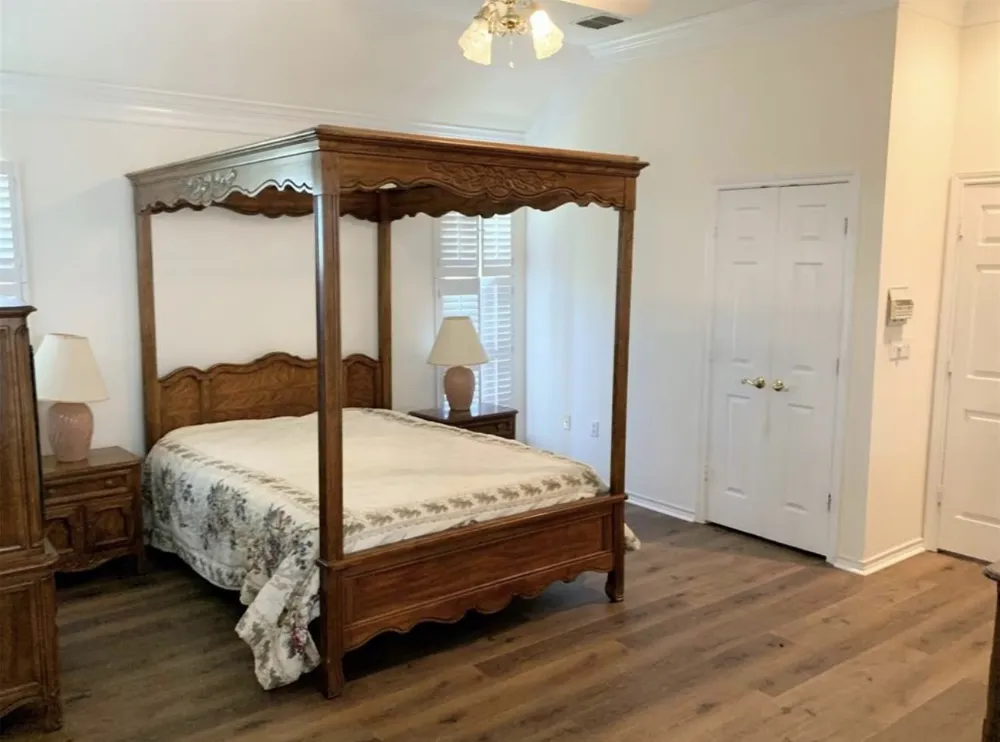 566 County Road 3745 Wolfe City, TX 75496
