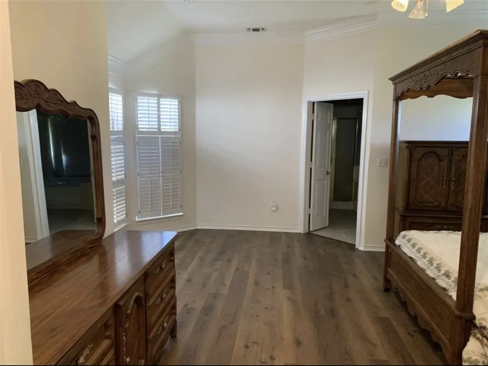 566 County Road 3745 Wolfe City, TX 75496