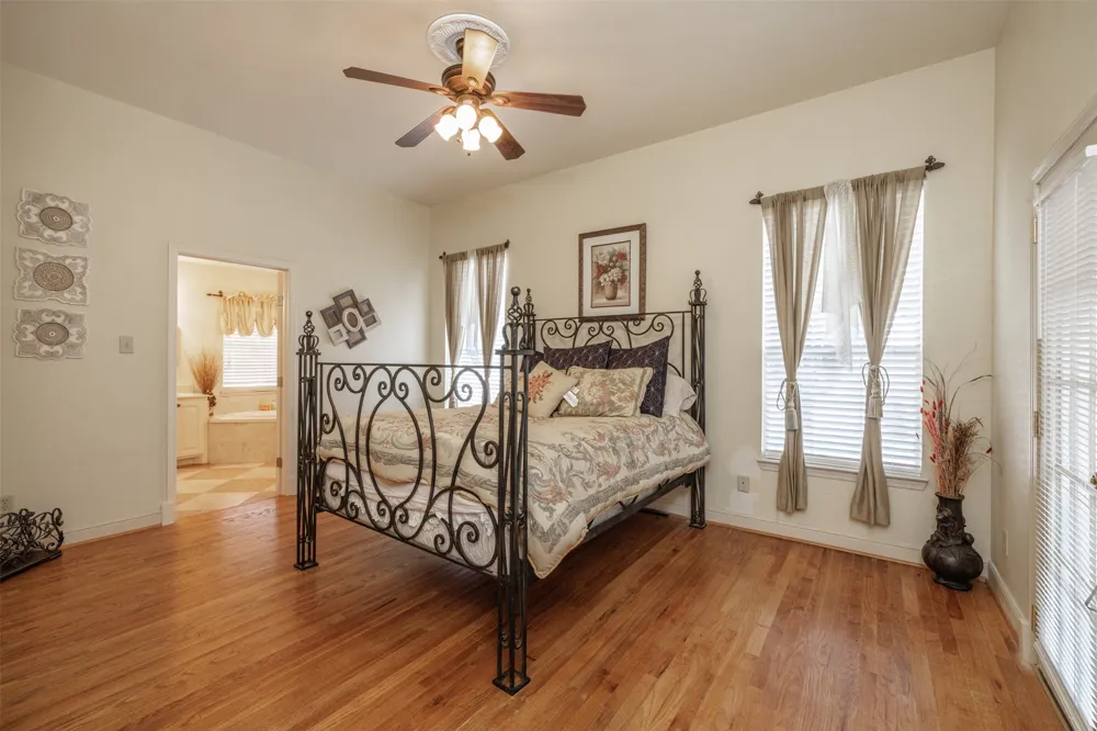 4699 County Road 1600 Alba, TX 75410