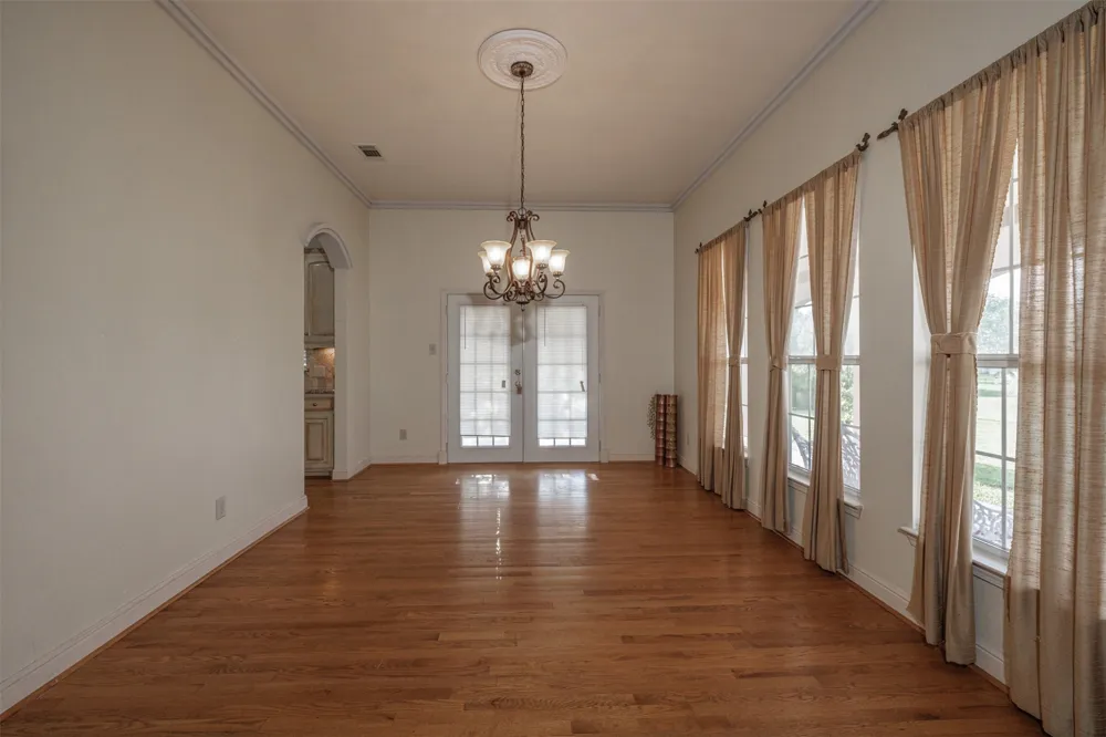 4699 County Road 1600 Alba, TX 75410