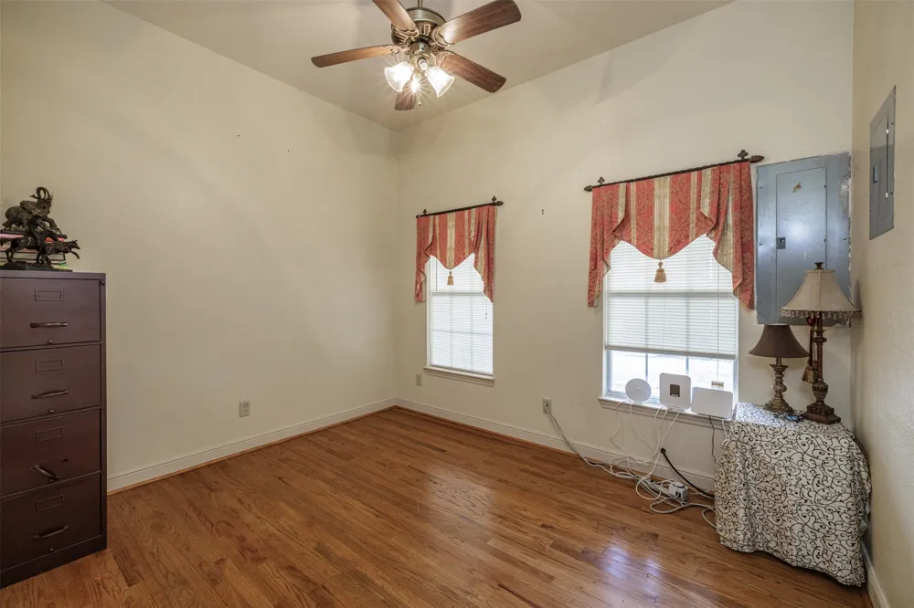 4699 County Road 1600 Alba, TX 75410