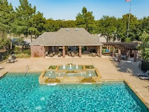 2573 Jacobson Drive Lewisville, TX 75067