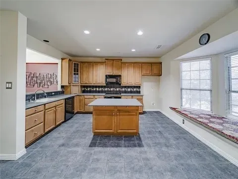2573 Jacobson Drive Lewisville, TX 75067
