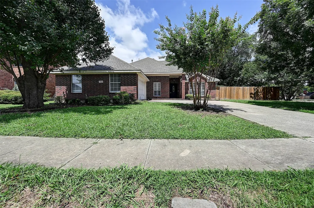 1508 Sandy Ridge McKinney, TX 75069