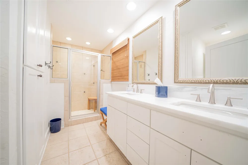 582 Windy Point Drive Mount Vernon, TX 75457