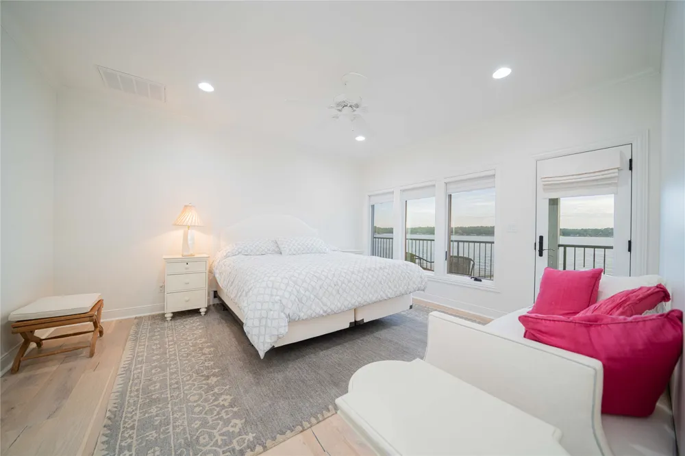 582 Windy Point Drive Mount Vernon, TX 75457