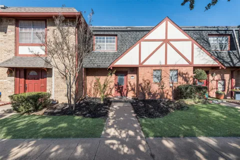 1809 E Grauwyler Road #130