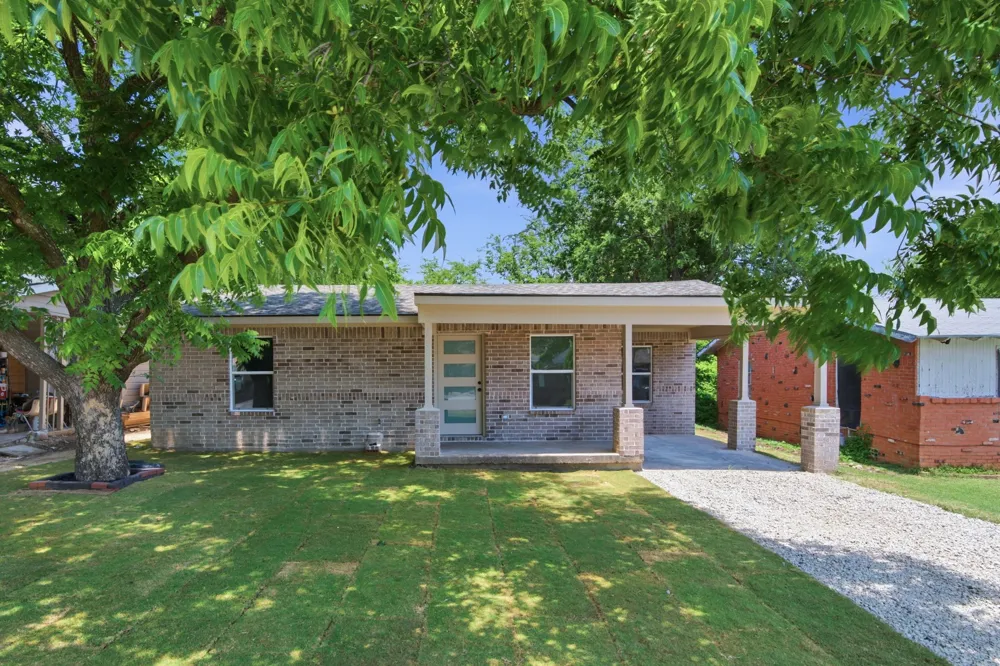 5610 Calloway Street Sansom Park, TX 76114