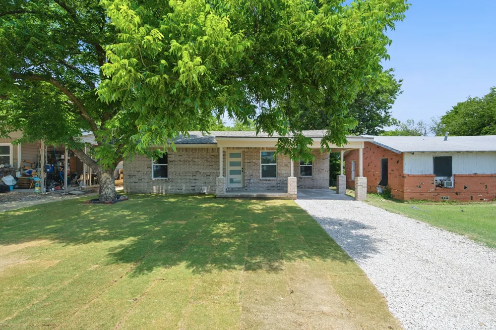 5610 Calloway Street Sansom Park, TX 76114