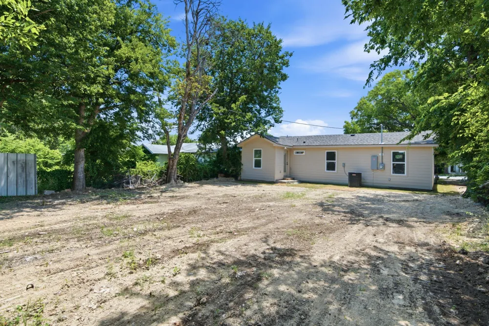 5610 Calloway Street Sansom Park, TX 76114