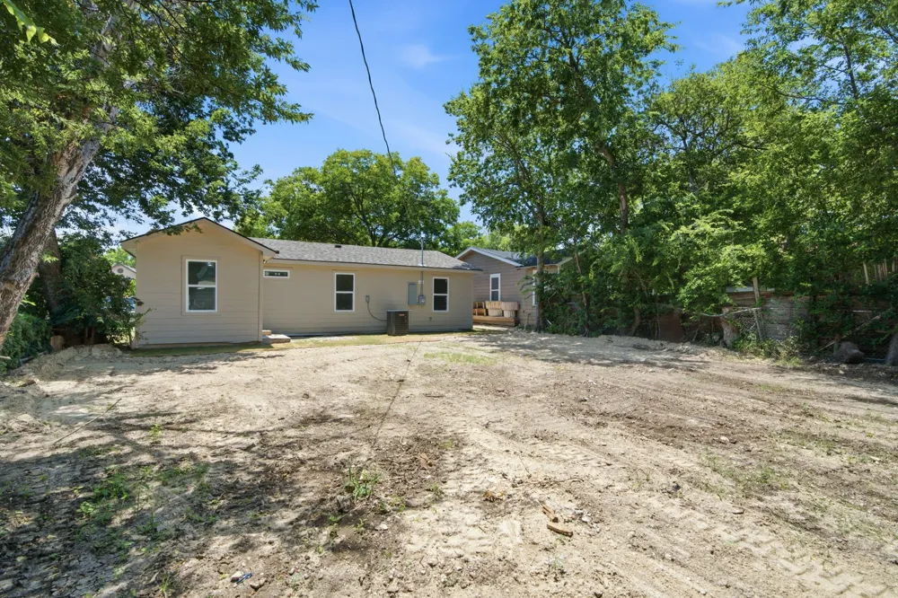 5610 Calloway Street Sansom Park, TX 76114