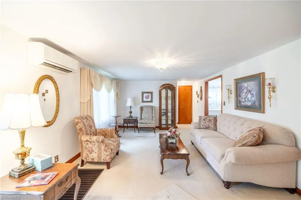 8693 NC Highway 88 E Laurel Springs, NC 28644