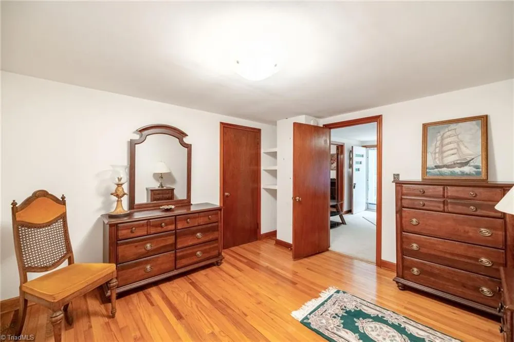 8693 NC Highway 88 E Laurel Springs, NC 28644