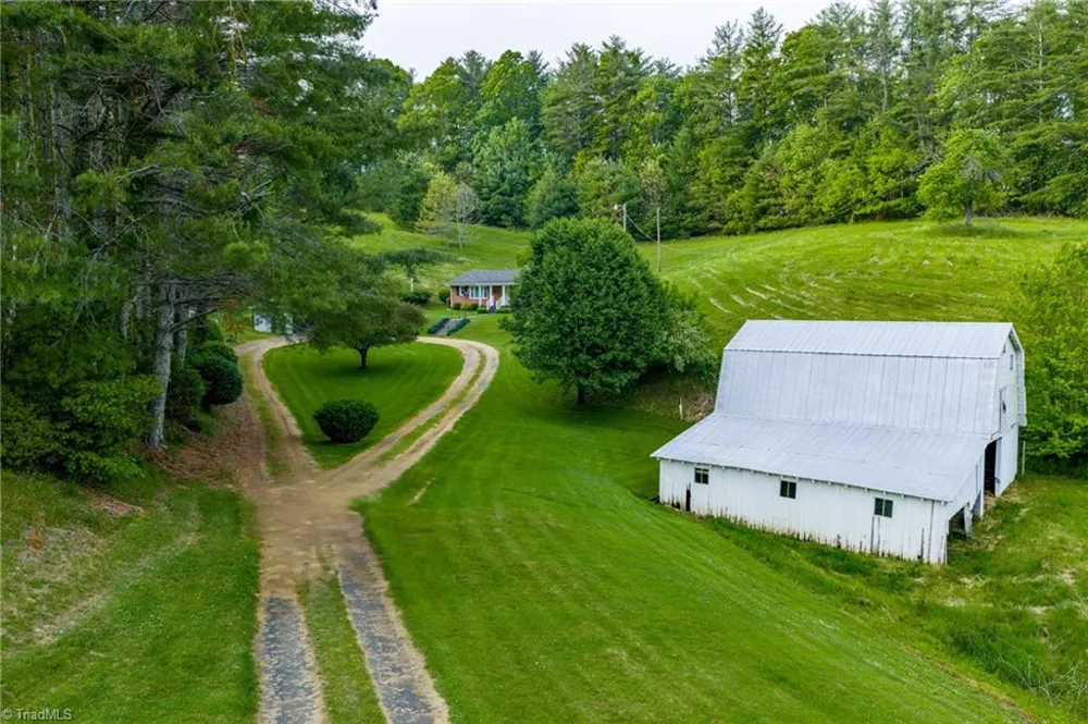 8693 NC Highway 88 E Laurel Springs, NC 28644