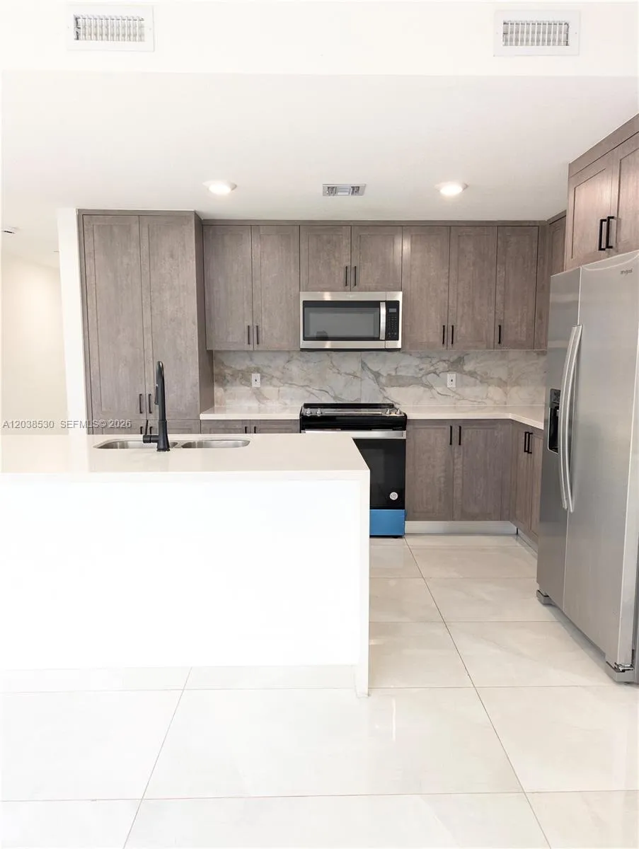 1373 NW 1st St #1373 Florida City, FL 33034
