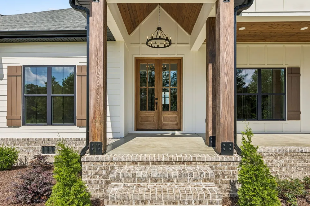 136 Summer Lake Dr Summertown, TN 38483