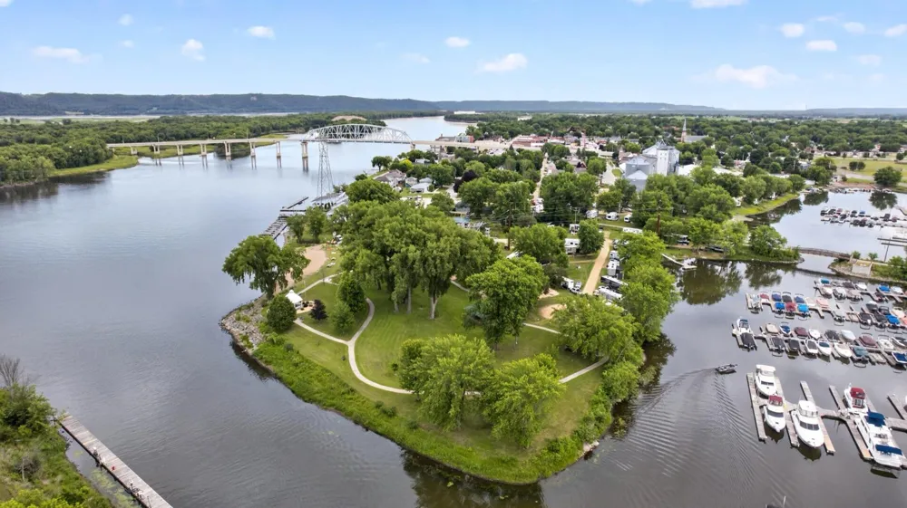 225 Lawrence Boulevard W #301 Wabasha, MN 55981