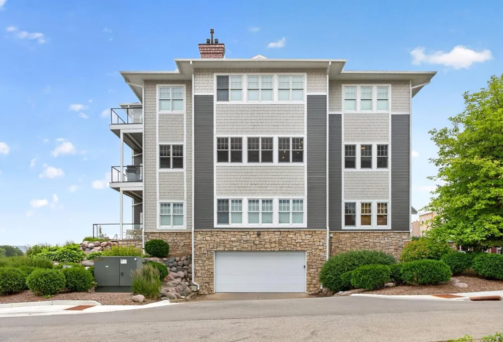 225 Lawrence Boulevard W #301 Wabasha, MN 55981