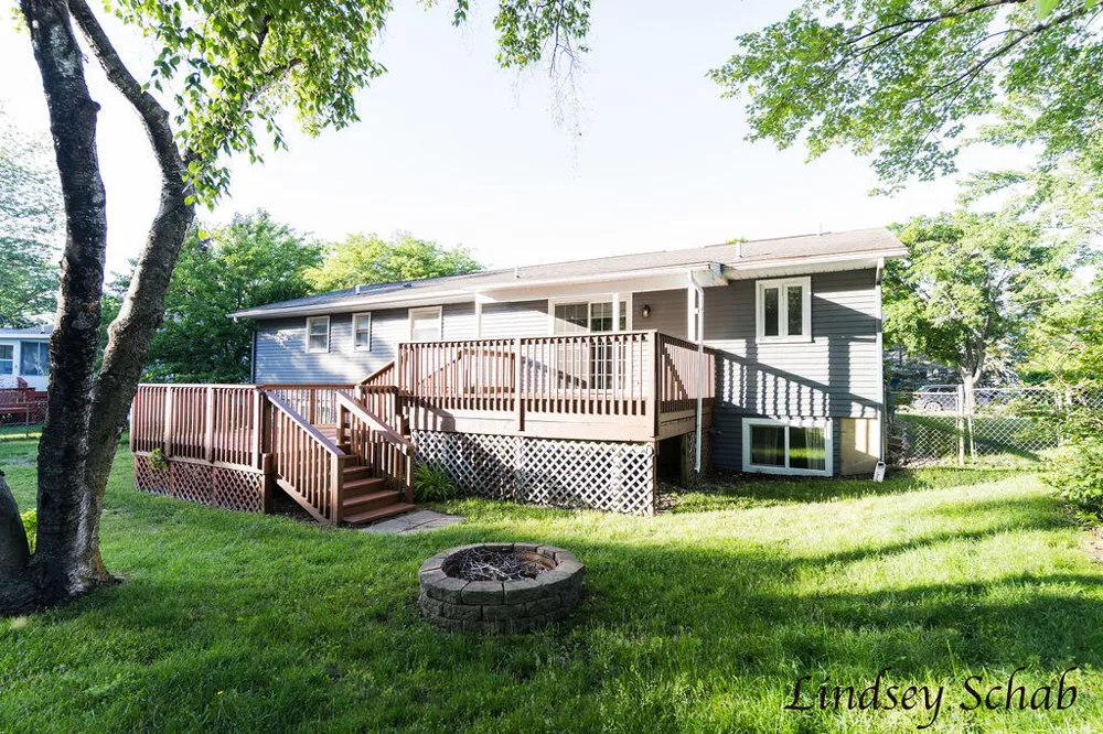 3243 Royal Oak Road Muskegon, MI 49441